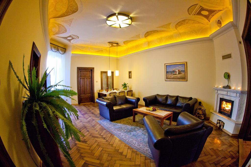 Best Location To Explore Krakow Spacious 105M2 Стая снимка